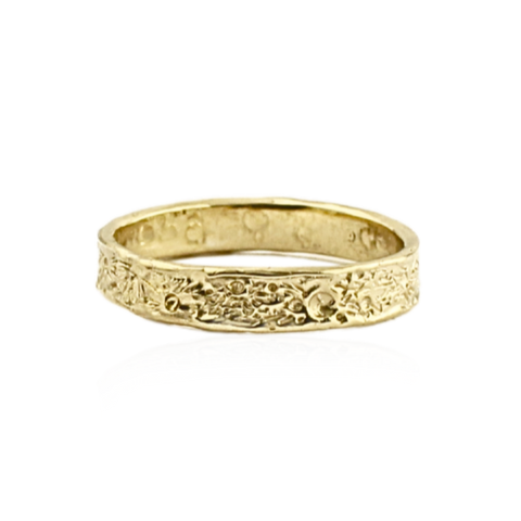 Moon crater ring 4mm 9k gold