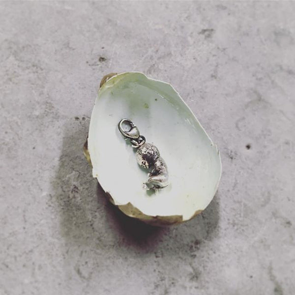 MOMOCREATURA Baby Silver Charm