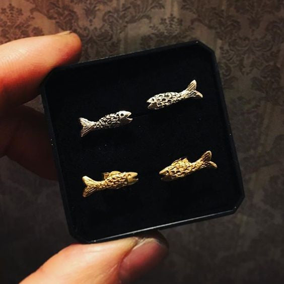 Micro Fish Earrings Goldu