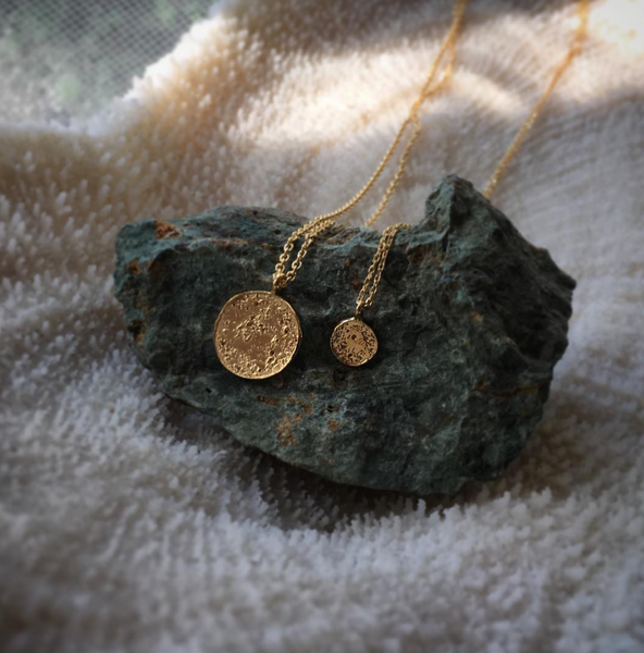 Moon disc necklace gold vermeil