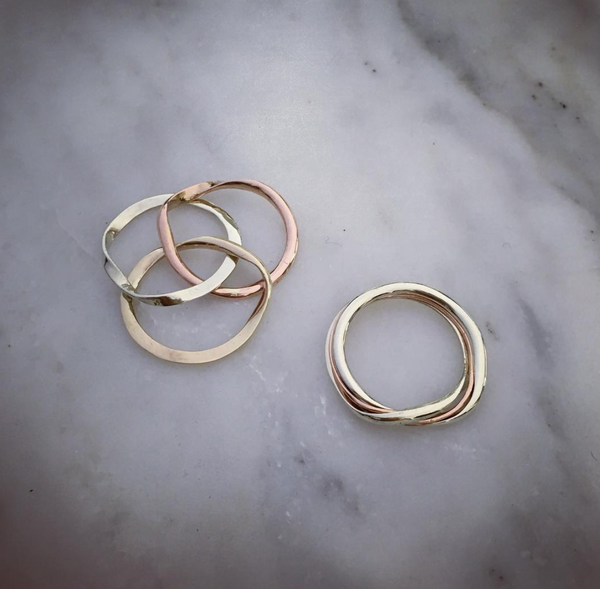 Tri-colour 9k gold gimmel ring