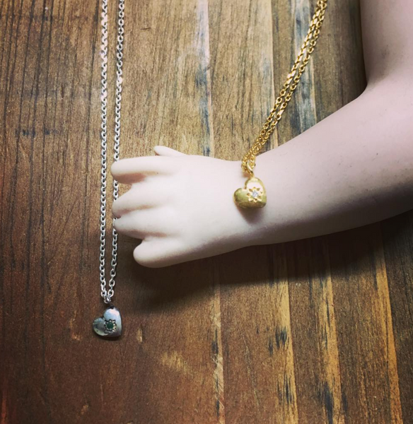 Tiny Heart Necklace Gold with Diamond