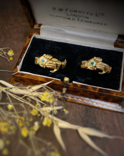 Fede Ring Silver with a star set gem