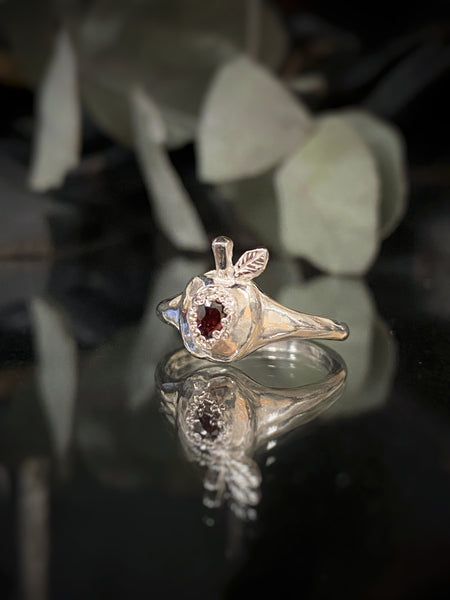 Apple ring - ready to ship