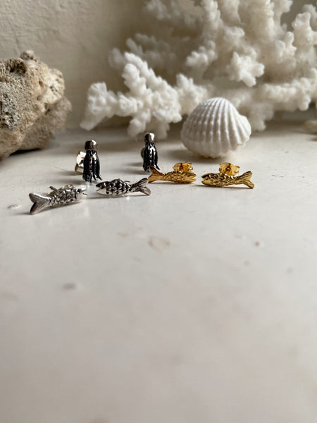 Micro Fish Earrings Silver