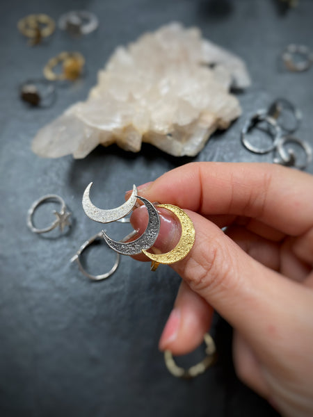 Crescent moon ring Silver