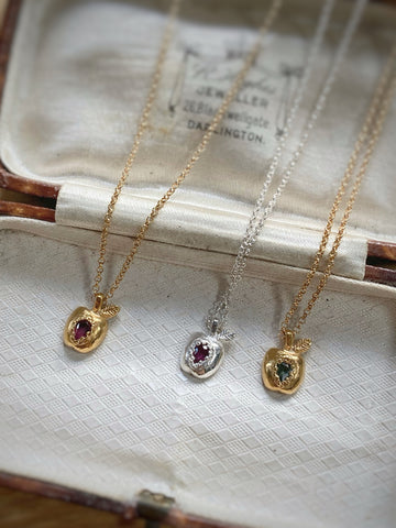 Apple necklace