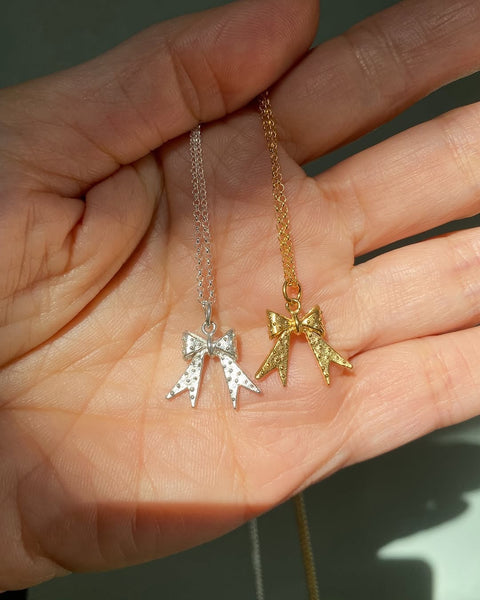 Dotty bow necklace