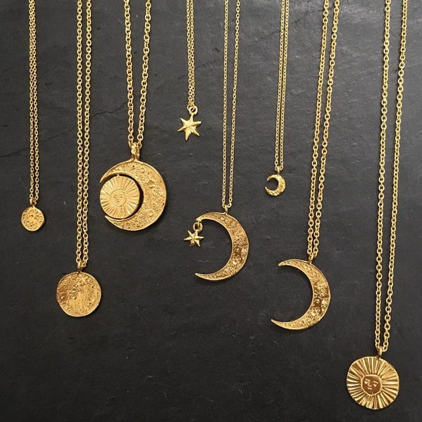Micro crescent moon necklace 9k gold