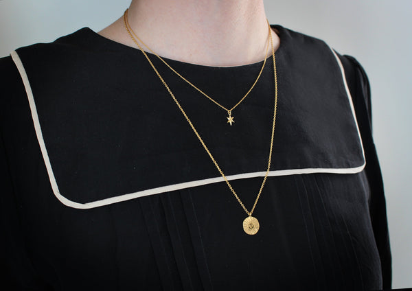 Mini star necklace 9k Gold