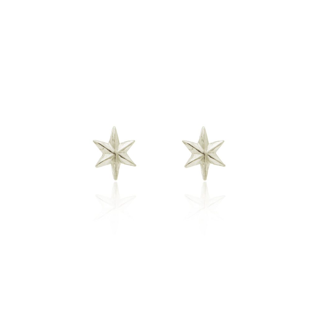 Mini star stud earrings silver