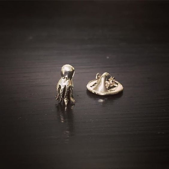 Octopus Pin Brooch Silver