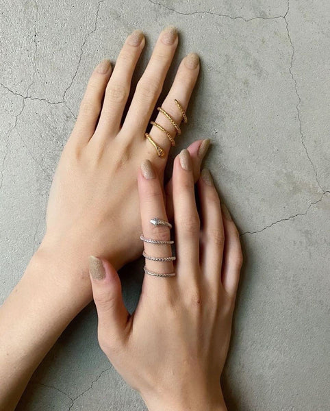 Spiral snake ring silver
