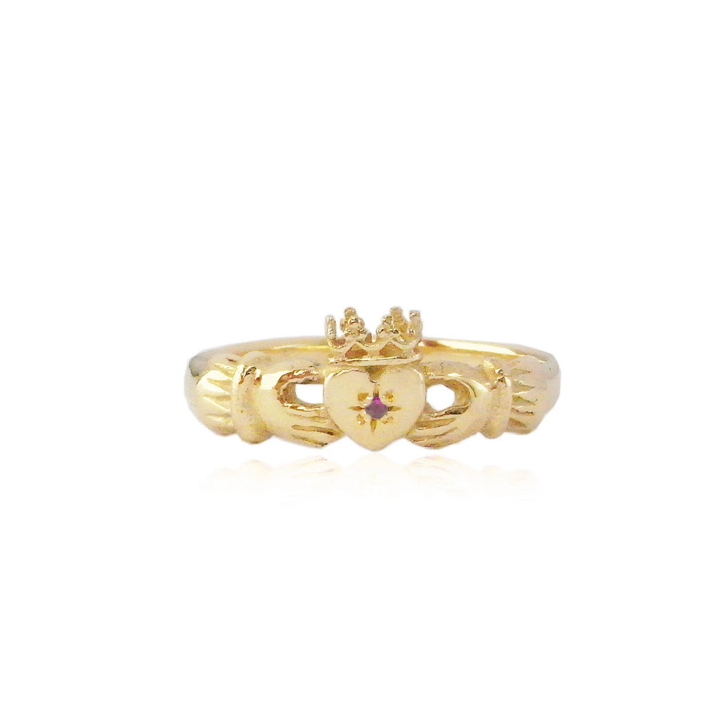 Claddagh Ring with Ruby x Gold