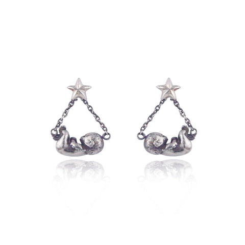 MOMOCREATURA Baby & Star Swinging Earrings Silver product shot