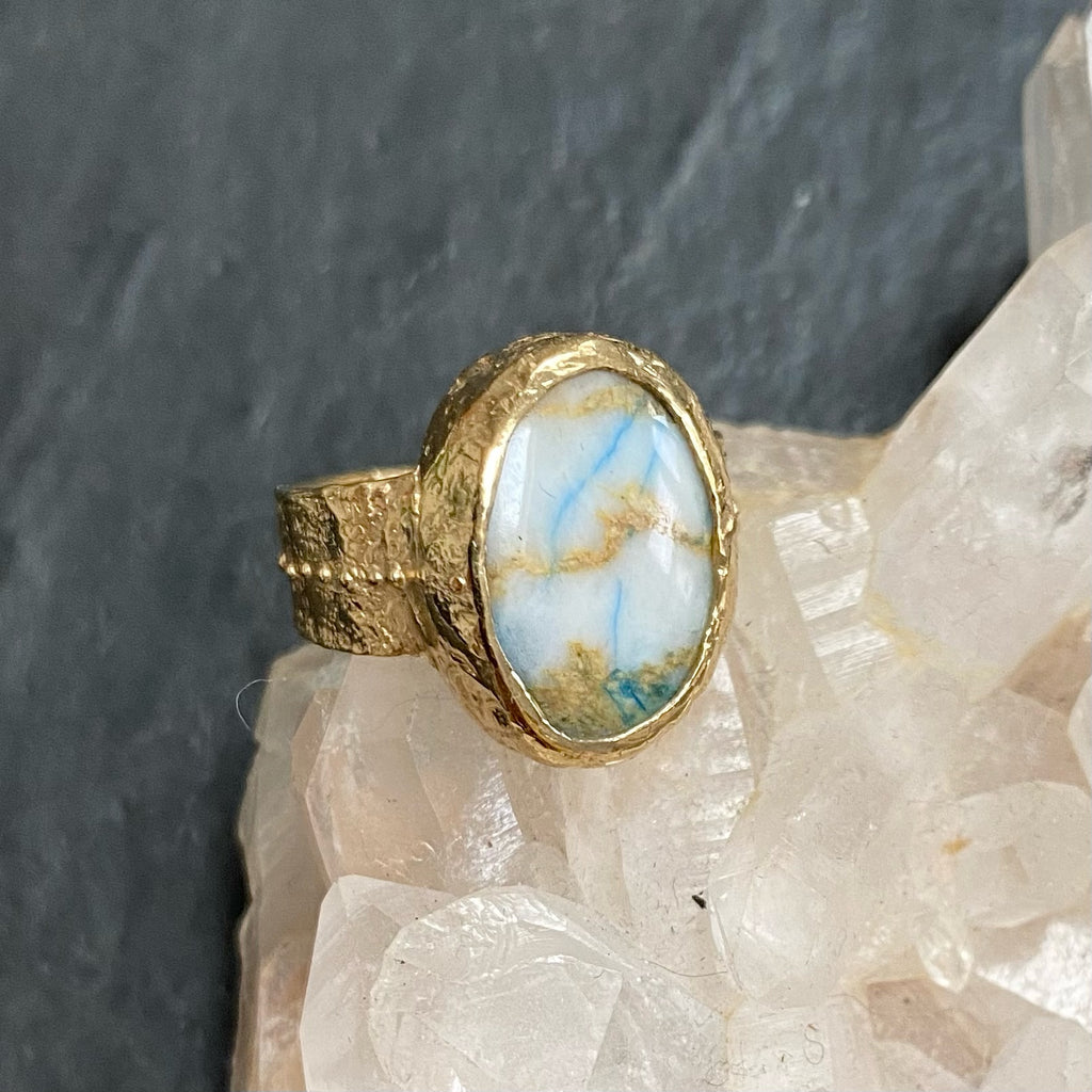 an extraordinary and unique gold,, quartz