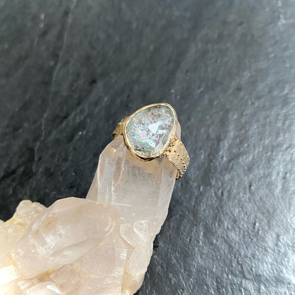 Rainbow, salt & pepper aquamarine 9ct gold ring - large
