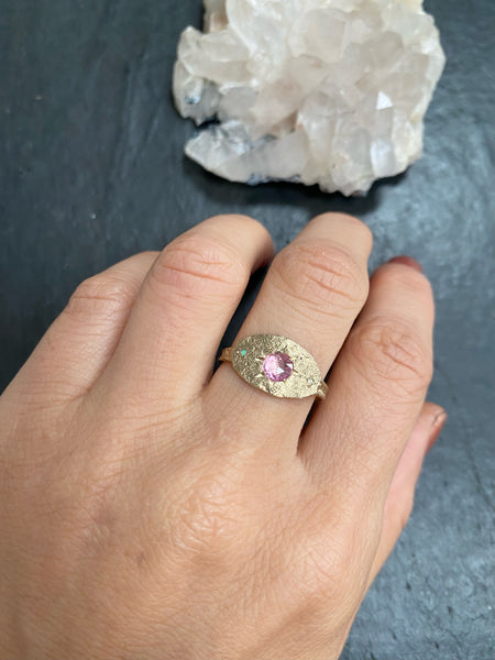 Pink sapphire and opal 9ct gold ring