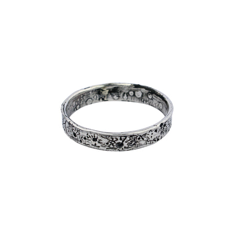 Moon crater ring 4mm Silver