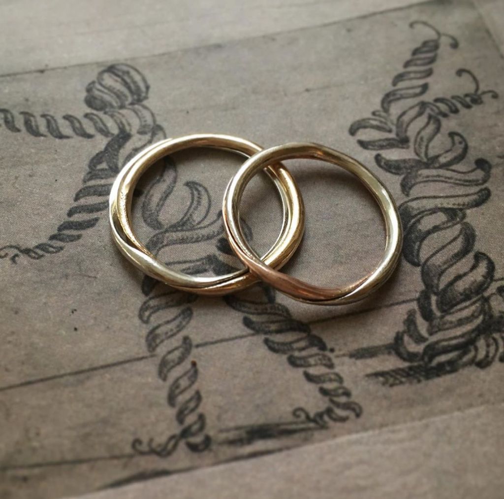 Modern gimmel ring outlet