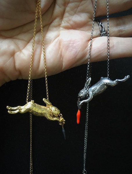 Eat and Vomit (Rabbit & Carrot) Necklace Gold