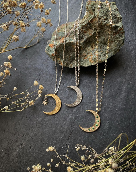 Crescent moon & star necklace silver x gold