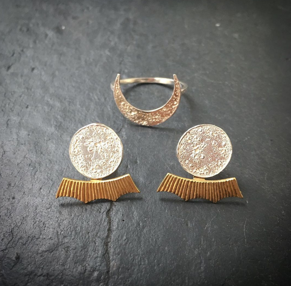Moon disc earrings silver