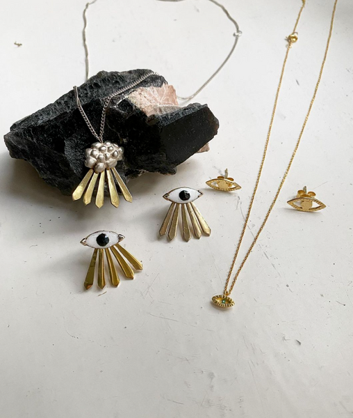 Tiny Eye Necklace Gold