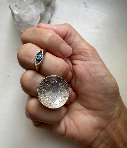 Eye signet ring Silver x Moonstone
