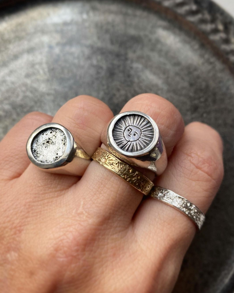 Moon signet ring  Silver