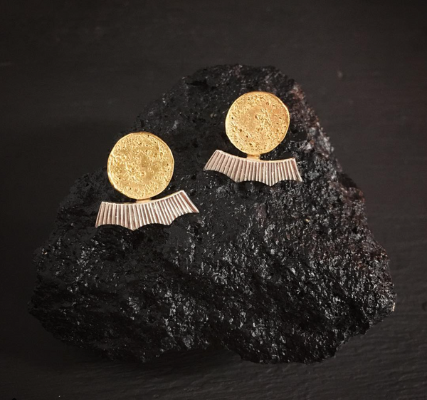 Moon disc earrings silver