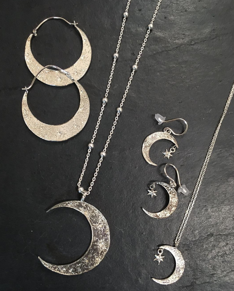 Silver moon star necklace deals