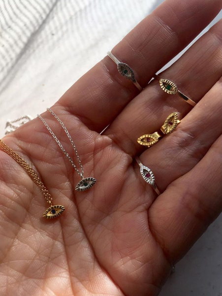 Tiny Eye Studs Gold