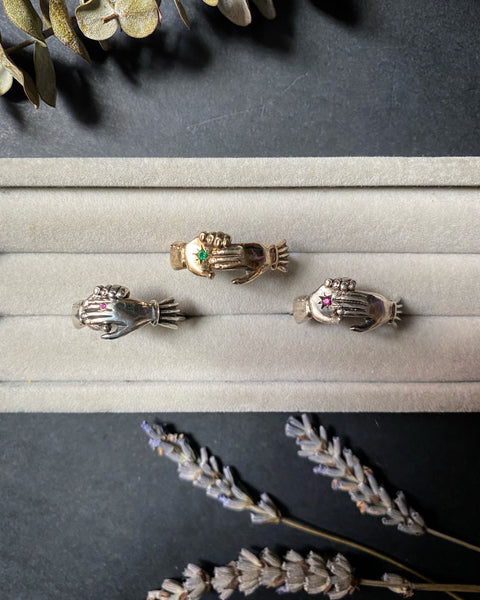 Fede Ring Silver with a star set gem